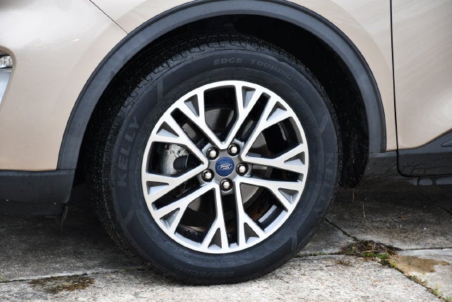 2020 Ford Escape SEL SUV Slide 9