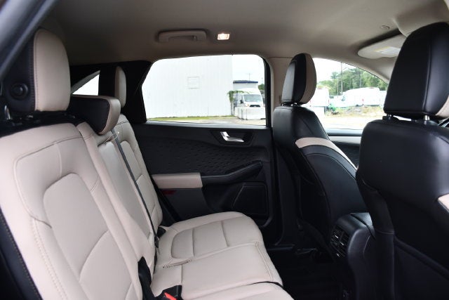 2020 Ford Escape SEL SUV Slide 22