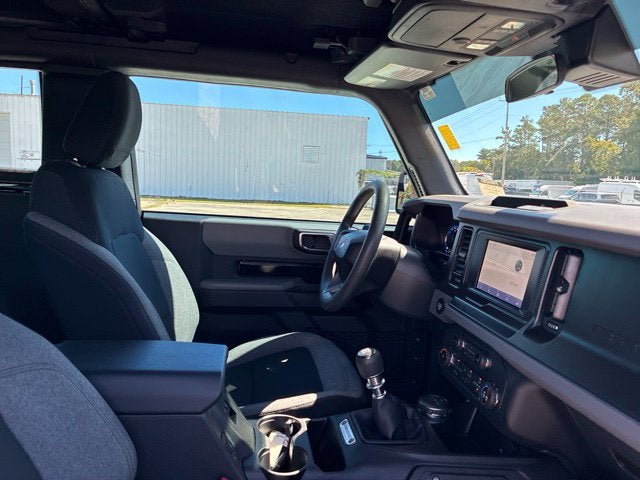 2023 Ford Bronco BASE Convertible Slide 19