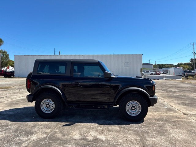 2023 Ford Bronco BASE Convertible Slide 0