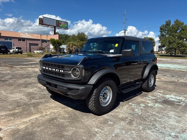 2023 Ford Bronco BASE Convertible Slide 5
