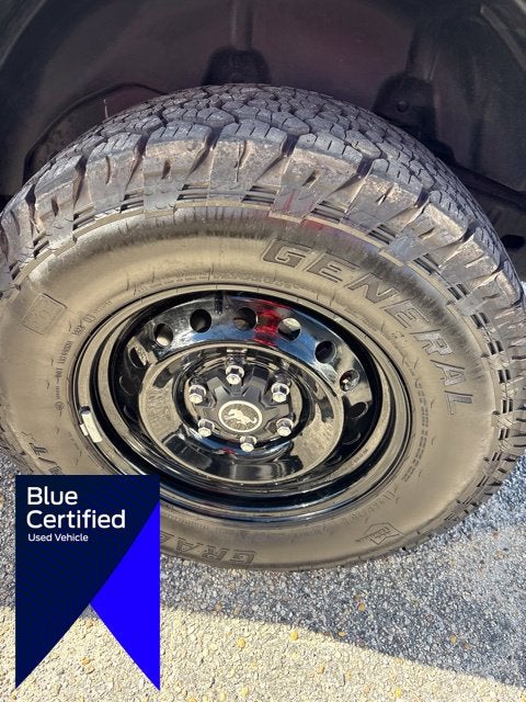 2023 Ford Bronco BLACK DIAMOND Convertible Slide 7