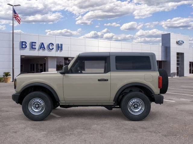 2025 Ford Bronco BASE Convertible Slide 2