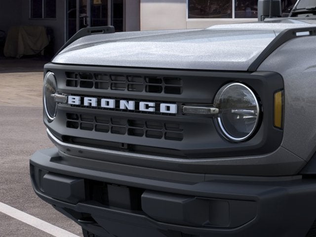 2025 Ford Bronco BASE Convertible Slide 18