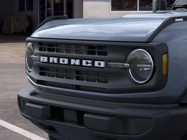 2025 Ford Bronco BASE Convertible Slide 17