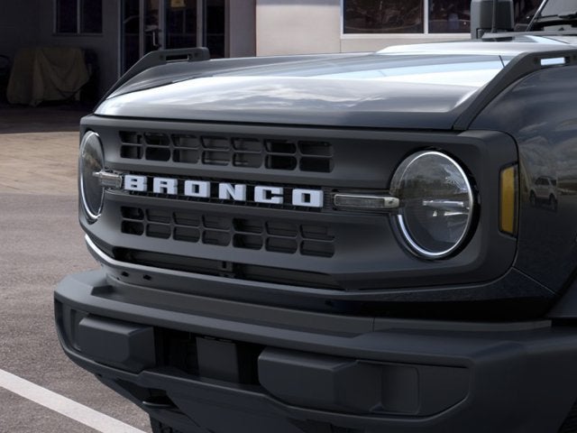 2025 Ford Bronco BASE Convertible Slide 17