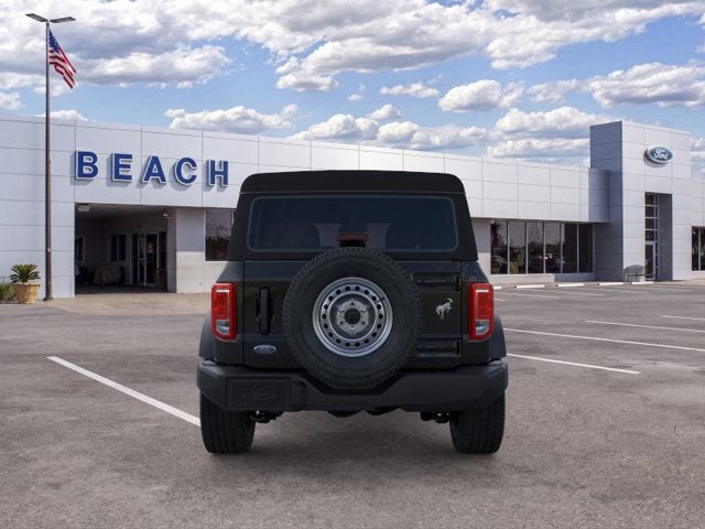 2025 Ford Bronco BASE Convertible Slide 3