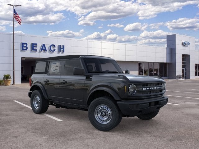 2025 Ford Bronco BASE Convertible Slide 5