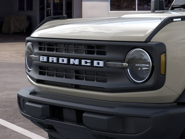 2025 Ford Bronco BASE Convertible Slide 17