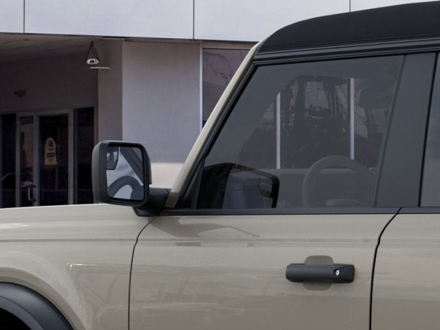 2025 Ford Bronco BASE Convertible Slide 21