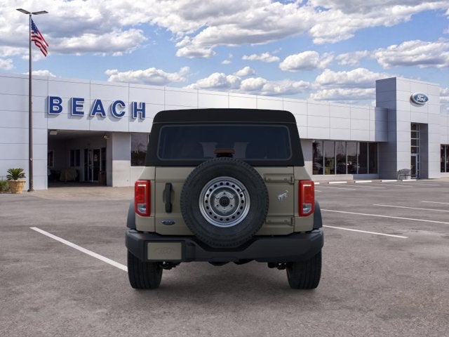 2025 Ford Bronco BASE Convertible Slide 4