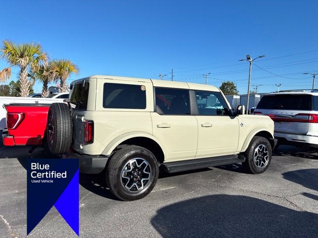 2025 Ford Bronco OUTER BANKS Convertible Slide 0