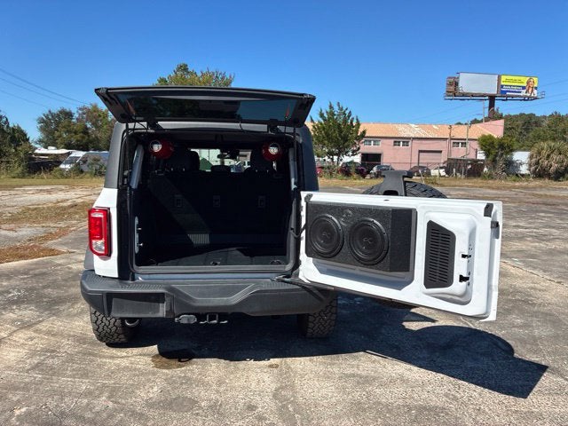 2023 Ford Bronco BLACK DIAMOND Convertible Slide 18