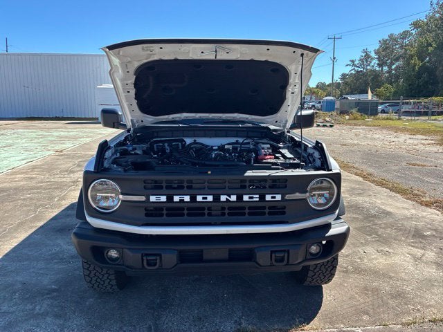 2023 Ford Bronco BLACK DIAMOND Convertible Slide 22