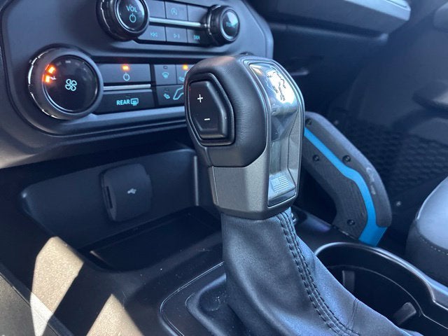 2023 Ford Bronco BLACK DIAMOND Convertible Slide 34