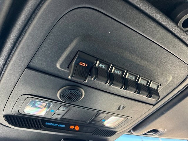 2023 Ford Bronco BLACK DIAMOND Convertible Slide 36