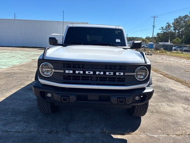 2023 Ford Bronco BLACK DIAMOND Convertible Slide 6