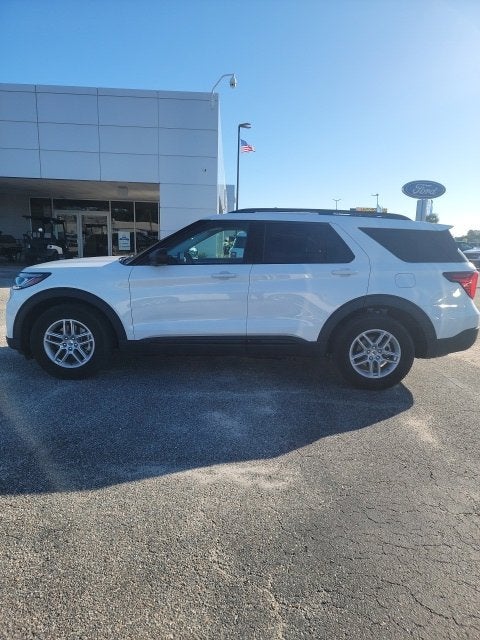 2026 Ford Explorer ACTIVE SUV Slide 9