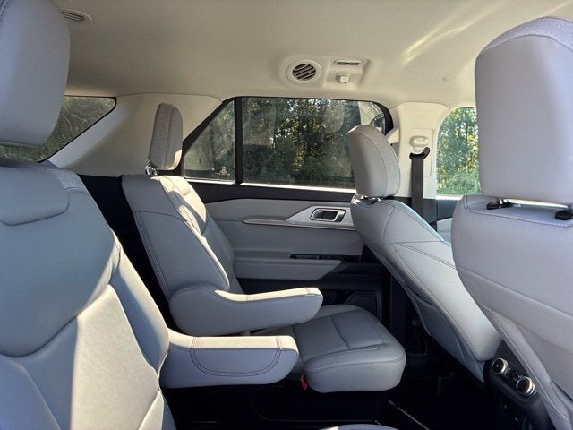 2026 Ford Explorer ACTIVE SUV Slide 23