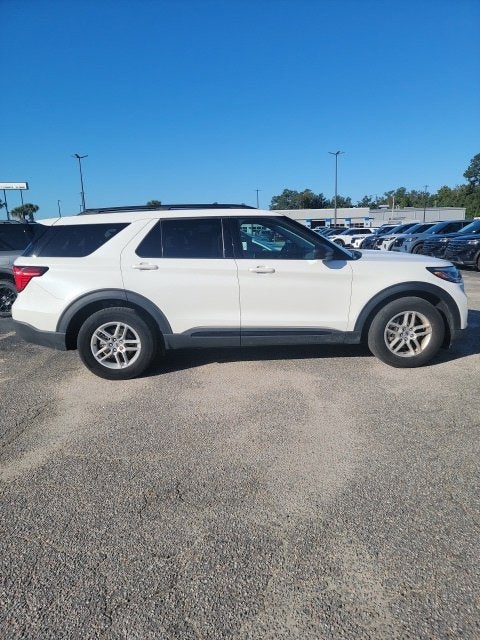 2026 Ford Explorer ACTIVE SUV Slide 3