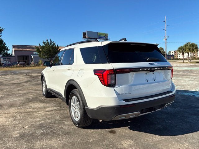 2026 Ford Explorer ACTIVE SUV Slide 4