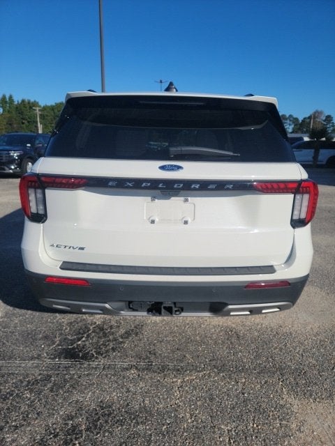 2026 Ford Explorer ACTIVE SUV Slide 5