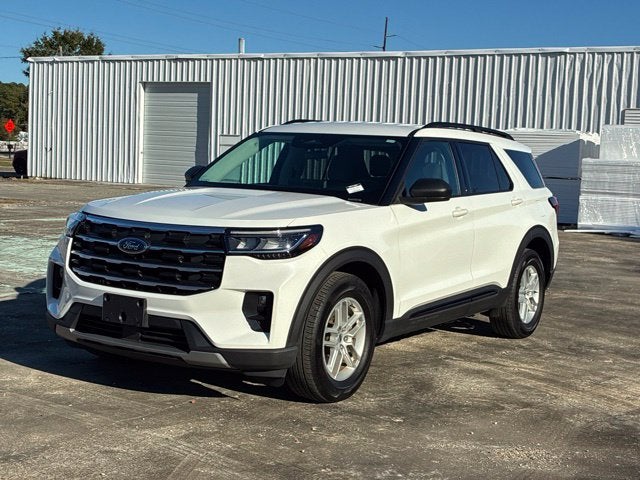 2026 Ford Explorer ACTIVE SUV Slide 6