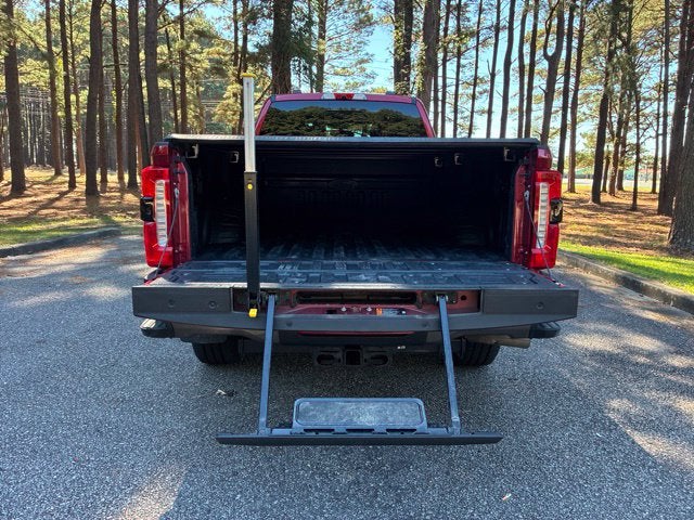 2023 Ford F-250SD KING RANCH Crew Cab Pickup Slide 17