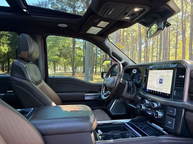 2023 Ford F-250SD KING RANCH Crew Cab Pickup Slide 20