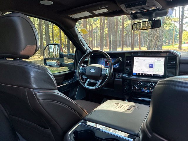2023 Ford F-250SD KING RANCH Crew Cab Pickup Slide 22