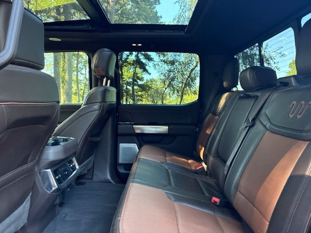 2023 Ford F-250SD KING RANCH Crew Cab Pickup Slide 22