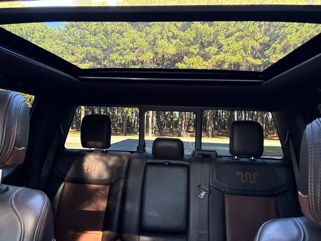 2023 Ford F-250SD KING RANCH Crew Cab Pickup Slide 31