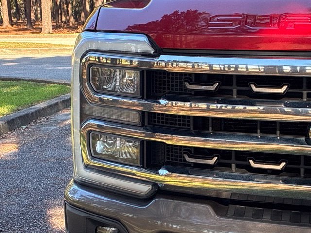 2023 Ford F-250SD KING RANCH Crew Cab Pickup Slide 8