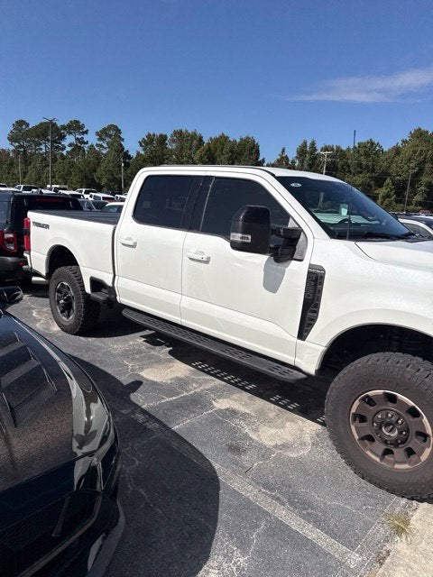 2026 Ford F-250SD PLATINUM Crew Cab Pickup Slide 2