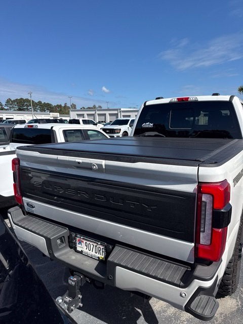 2026 Ford F-250SD PLATINUM Crew Cab Pickup Slide 5