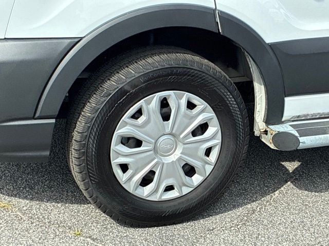 2025 Ford Transit-250 BASE Van Slide 9