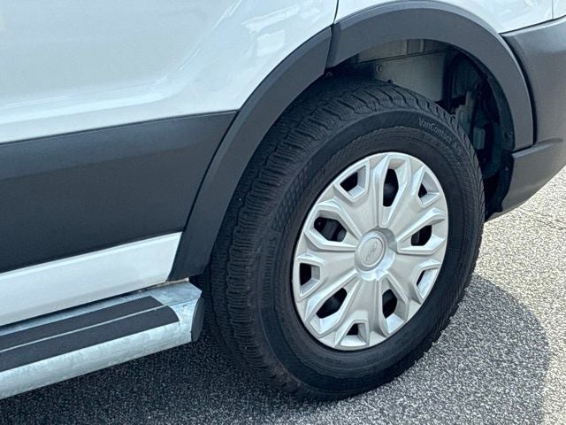 2025 Ford Transit-250 BASE Van Slide 14