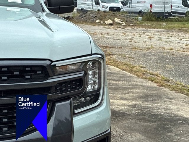 2024 Ford Ranger XLT Crew Cab Pickup Slide 8