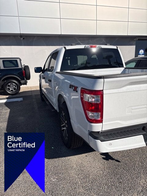 2023 Ford F-150 XL Crew Cab Pickup Slide 4