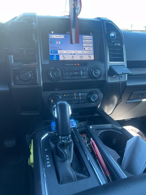 2019 Ford F-150 XLT Crew Cab Pickup Slide 10