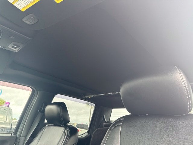 2019 Ford F-150 LARIAT Crew Cab Pickup Slide 11