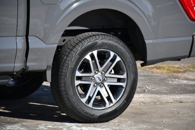 2021 Ford F-150 XL Crew Cab Pickup Slide 11