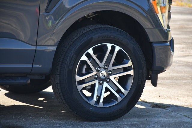 2021 Ford F-150 XL Crew Cab Pickup Slide 15