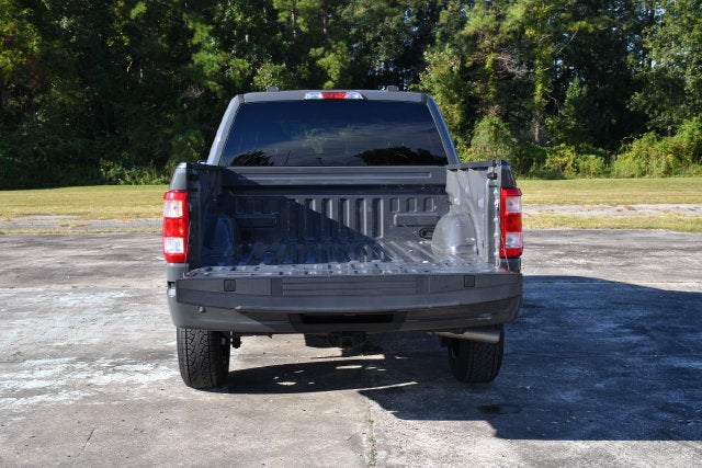 2021 Ford F-150 XL Crew Cab Pickup Slide 17
