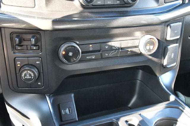 2021 Ford F-150 XL Crew Cab Pickup Slide 30