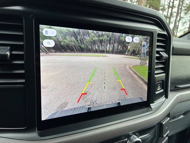 2025 Ford F-150 XLT Crew Cab Pickup Slide 30