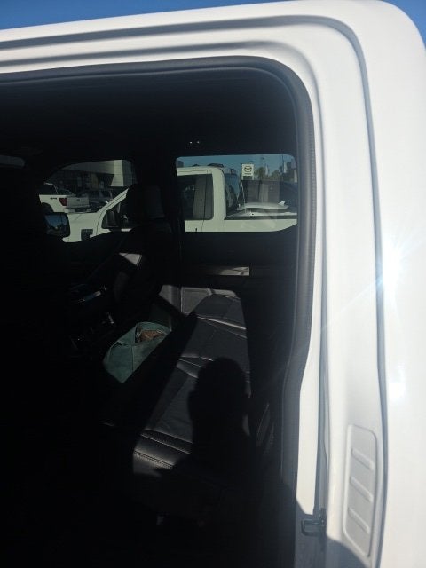 2022 Ford F-150 XLT Crew Cab Pickup Slide 14
