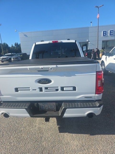 2022 Ford F-150 XLT Crew Cab Pickup Slide 5