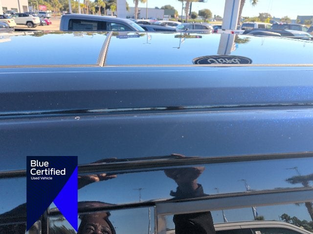 2022 Ford F-150 LIMITED Crew Cab Pickup Slide 12
