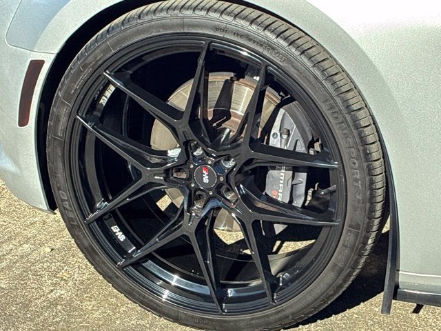 2017 Chevrolet Camaro SS 2SS 2dr Car Slide 9